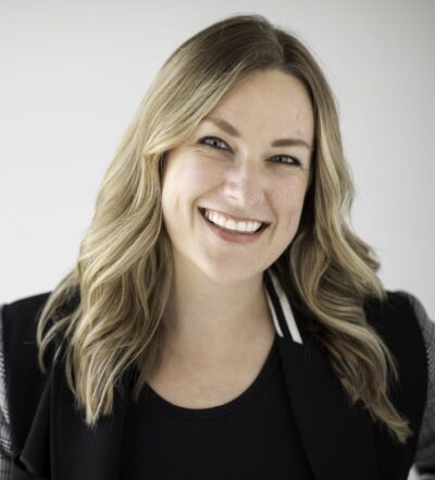 The Secrets To Getting Seen On LinkedIn - Natasha Wasltra - The Best Leadership Company